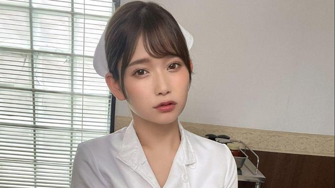 直井怜最新回归小卡,直井怜最新回归小卡，变化的力量，自信与成长的旋律