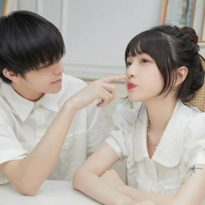 最新双人情侣头像真人