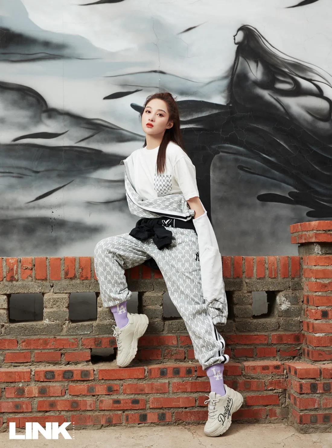 女明星真实体重揭秘，小巷深处的秘密小店