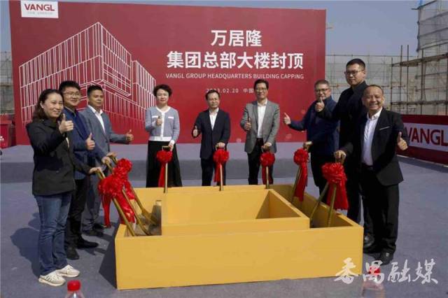 成建万家最新动态，拥抱自然，启程心灵之旅