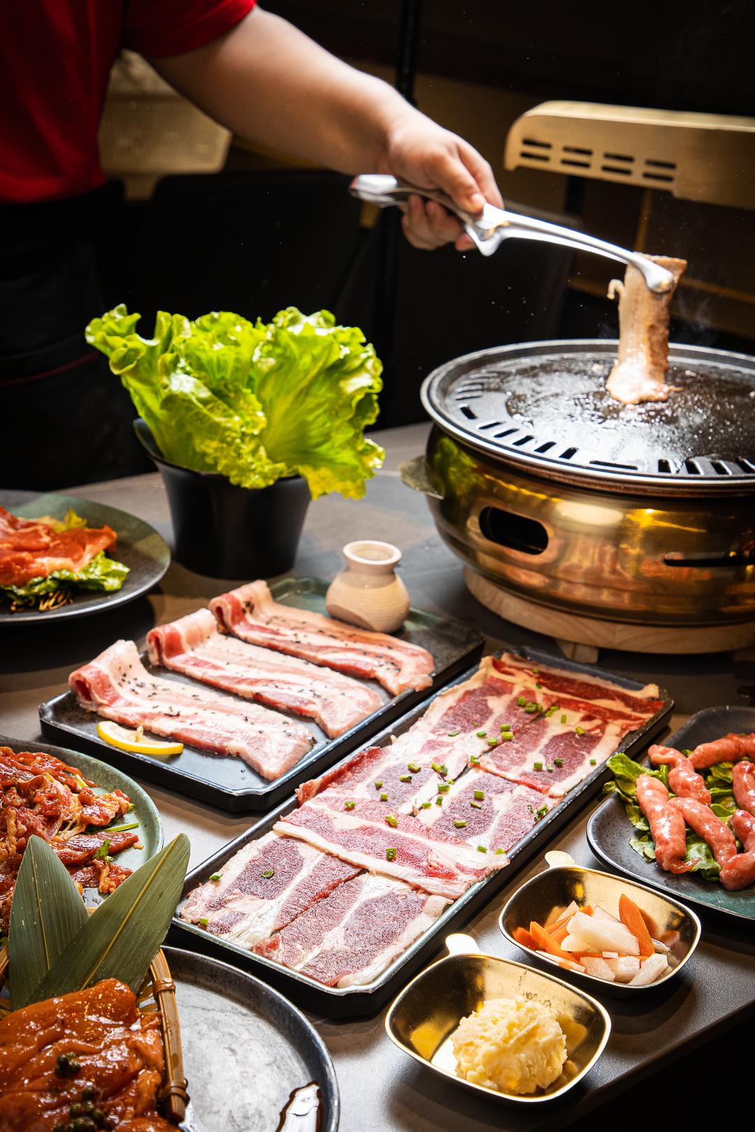 演员张火火,演员张火火，星光璀璨，映时代之梦