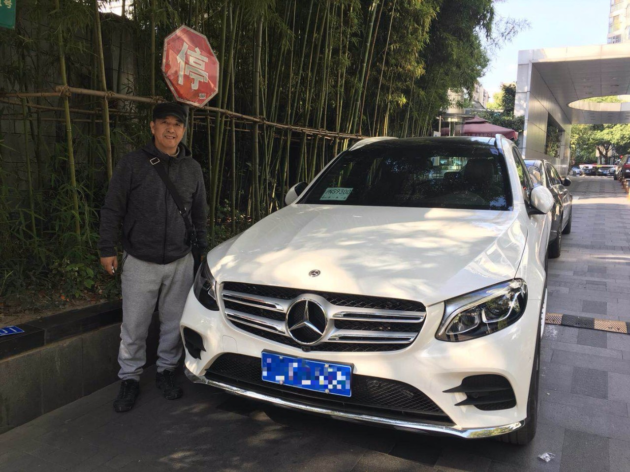 奔驰小哥比赛，时代竞技盛宴的热血对决