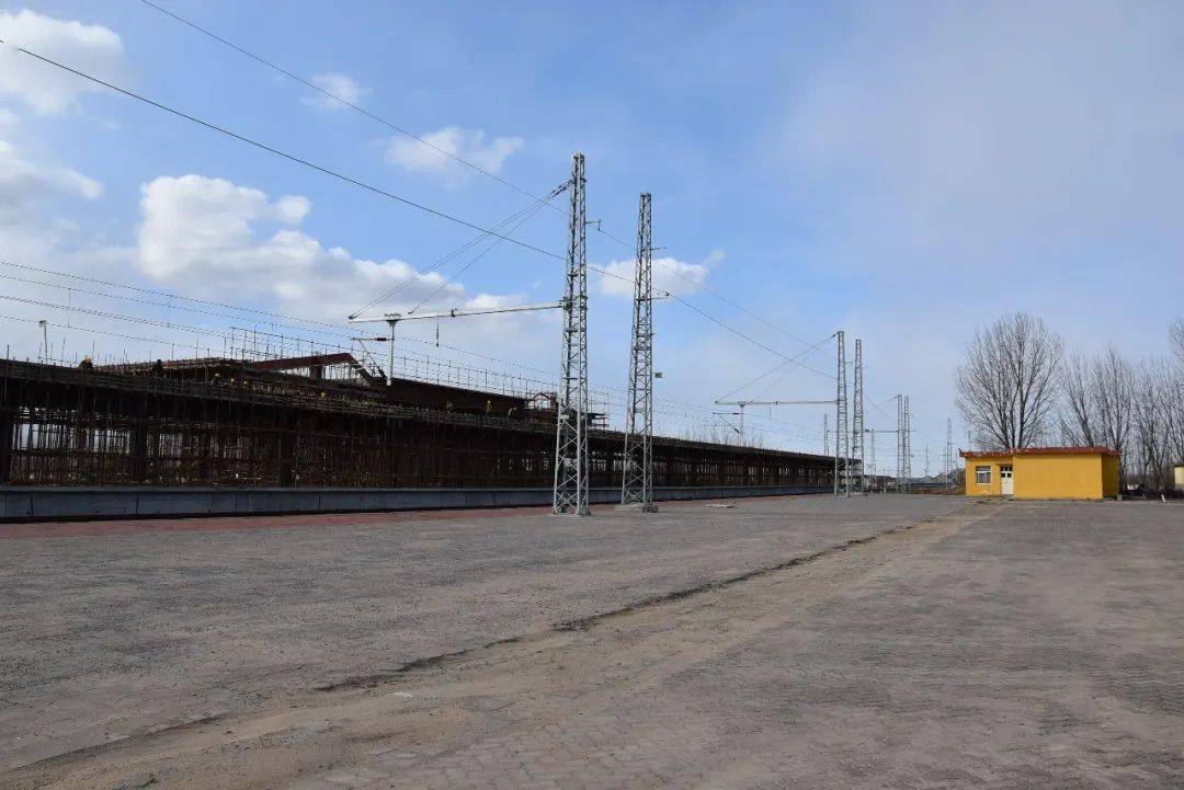 大莱龙铁路改造进展报道,大莱龙铁路改造进展报道，驶向自然美景的宁静之旅