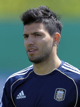 最帅足球明星，探寻自然与内心宁静的约定之旅