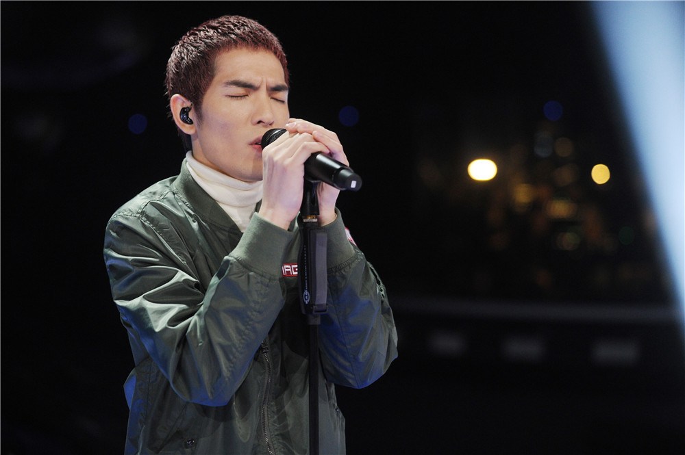 萧敬腾图片集，与自然美景的邂逅，心灵平和之旅